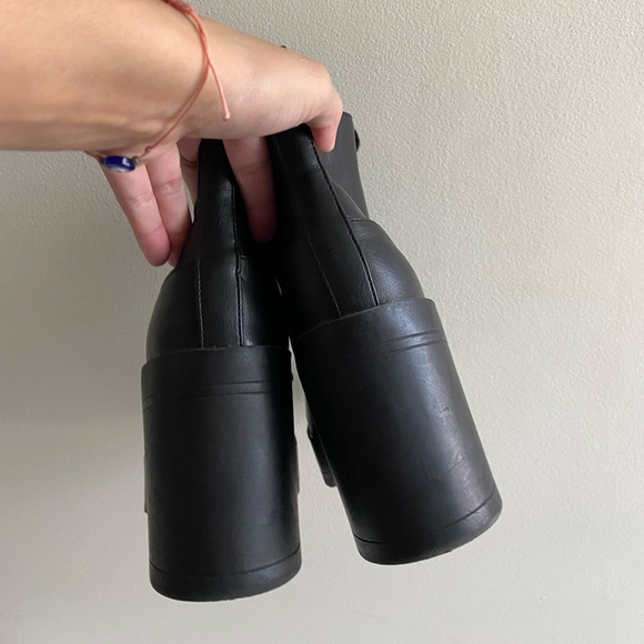 Forever 21 black platform Boots ! - Picture 8 of 11